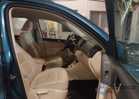 2017 Volkswagen Tiguan 2.0T S z USA, uszkodzony, nr VIN WVGBV7AX1HW513017